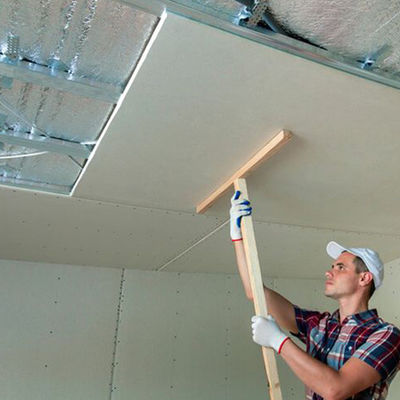 İyi fiyat Kapalı İçin 4x8 9.5mm Dekoratif Alçıpan Ses Yalıtımlı Konik Kenar çevrimiçi