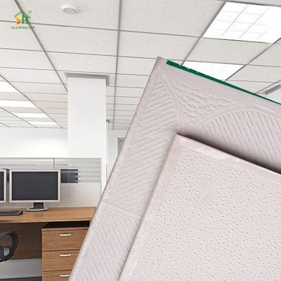 İyi fiyat Modern Stil PVC Alçı Tavan Fayansları Dikdörtgen Şekli Kare Kenar çevrimiçi